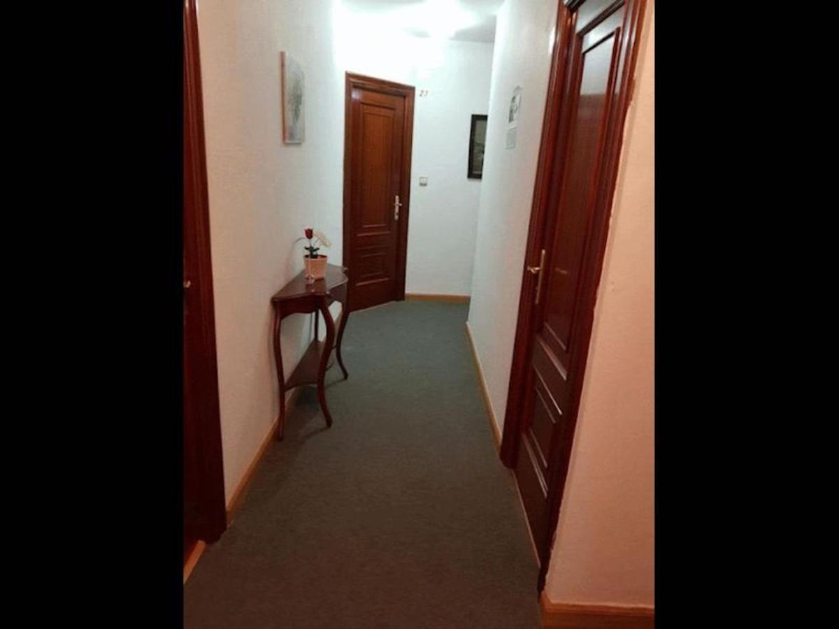 Room In Lodge - Double And Single Room - Pension Oria 2 لواركا المظهر الخارجي الصورة